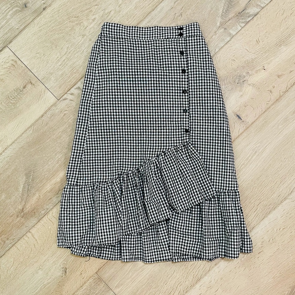 Asymmetrical gingham midi skirt